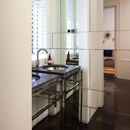 Elegante Plaza Constitución Apartamento Málaga
